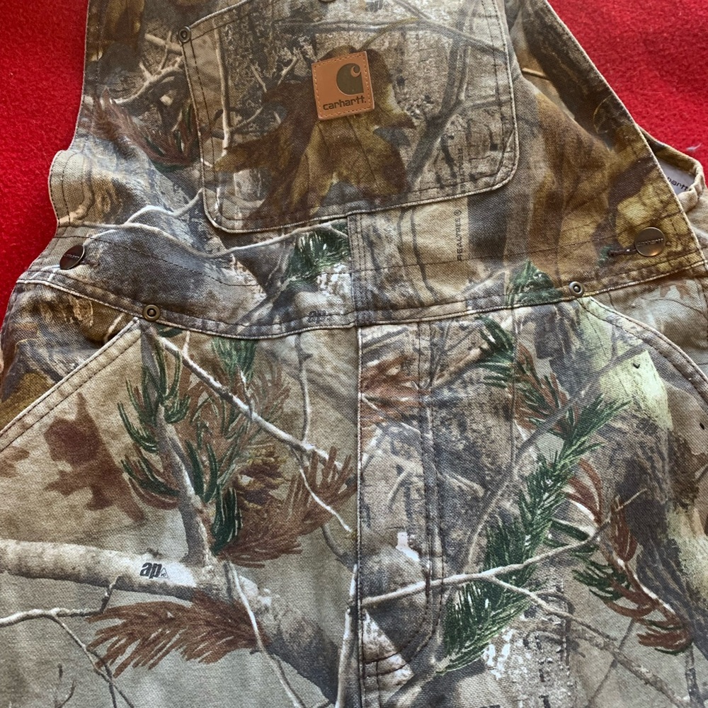 Men’s carhartt thermal camo bib overalls